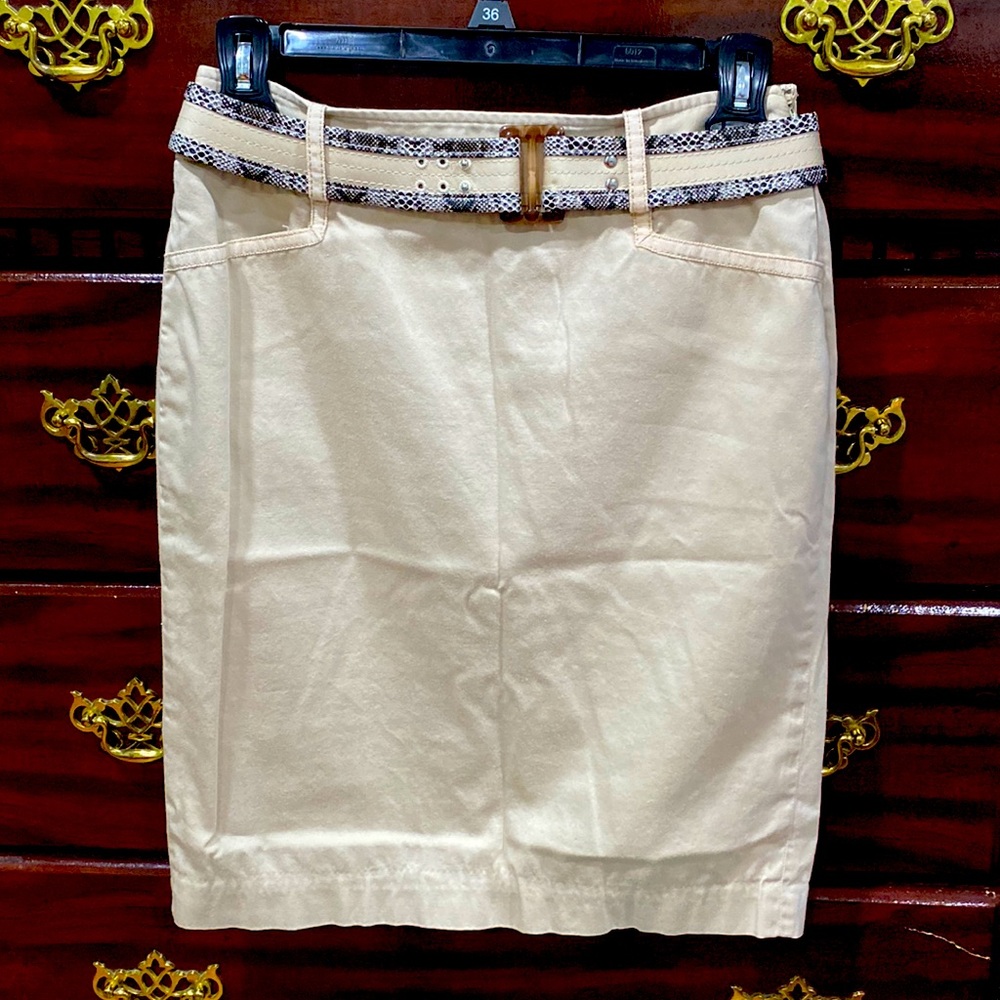 White House Black Market Beige Pencil Skirt with Belt